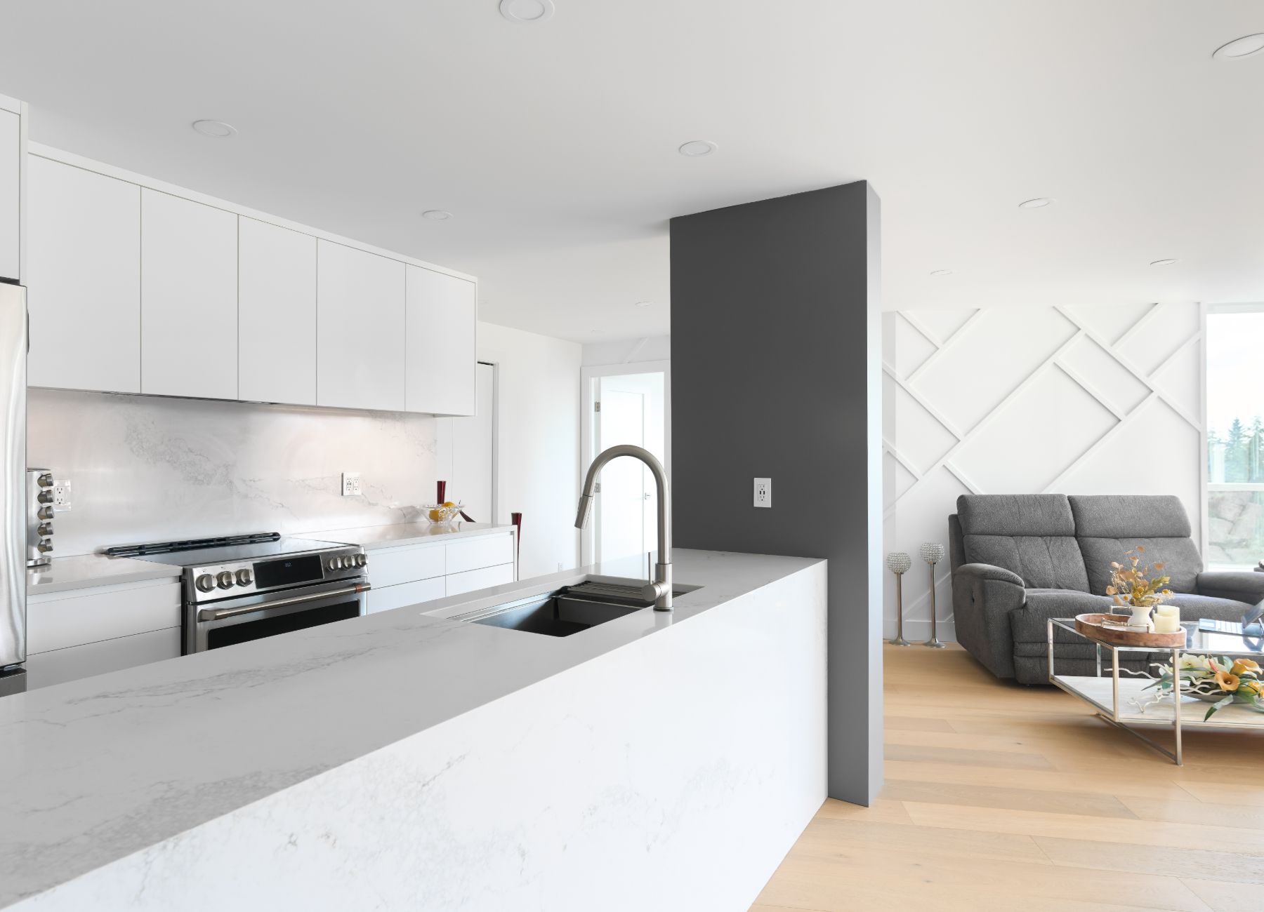North Vancouver Kitchen Renovations Under $300K