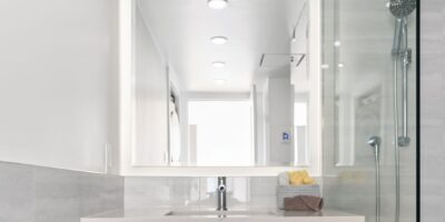 What Separates a Professional General Contractor Team