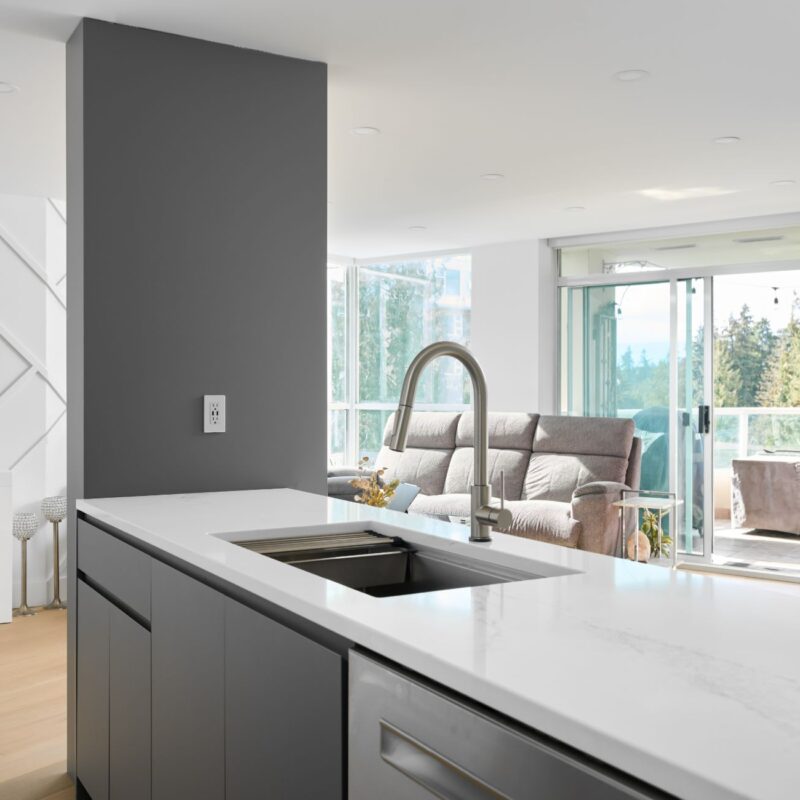 north vancouver remodel condo under $k